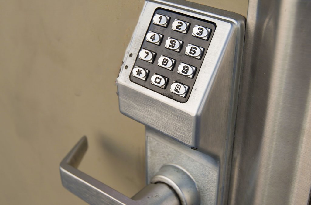 Austin-locksmith--How-To-Change-Code-On-Keypad-Door-Lock